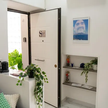 Scugnizzo Smart Νάπολη