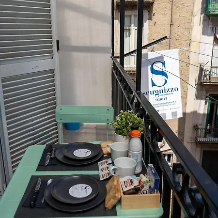 Scugnizzo Smart Neapel